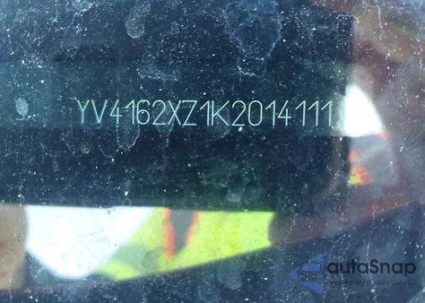 2019 Volvo Xc40 T5 Momentum/T5 R-Design from USA, damaged, VIN YV4162XZ1K2014111